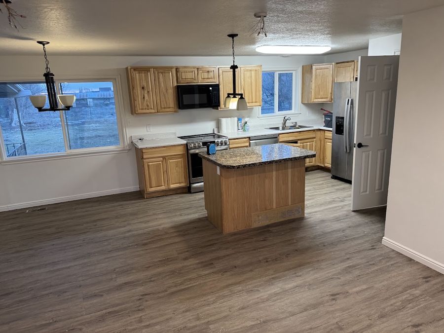 Rental kitchen refresh - after